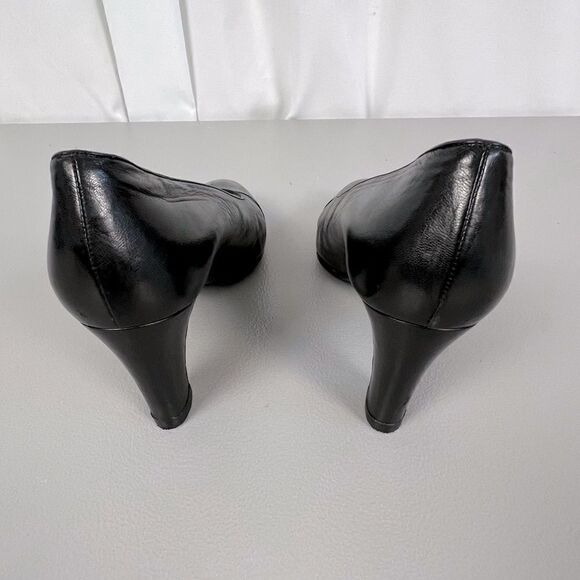 CHANEL WOMENS BLACK LEATHER HEELS SIZE 7 1/2 - Picture 5 of 16